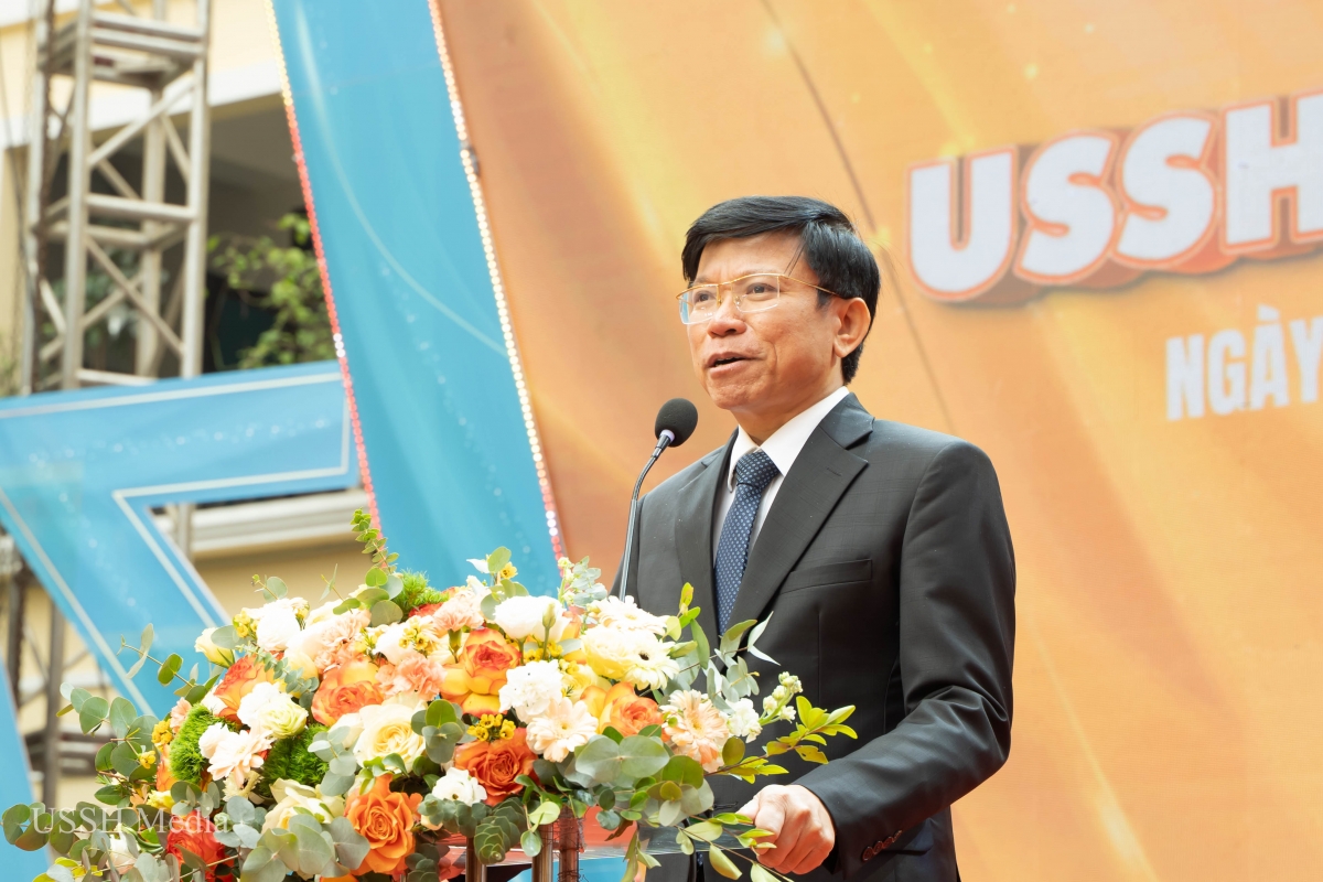 GSTS Hoàng Anh Tuấn, Hiệu trưởng trường ĐH KHXHNV (ĐHQGHN) - Ảnh: Thu Lương