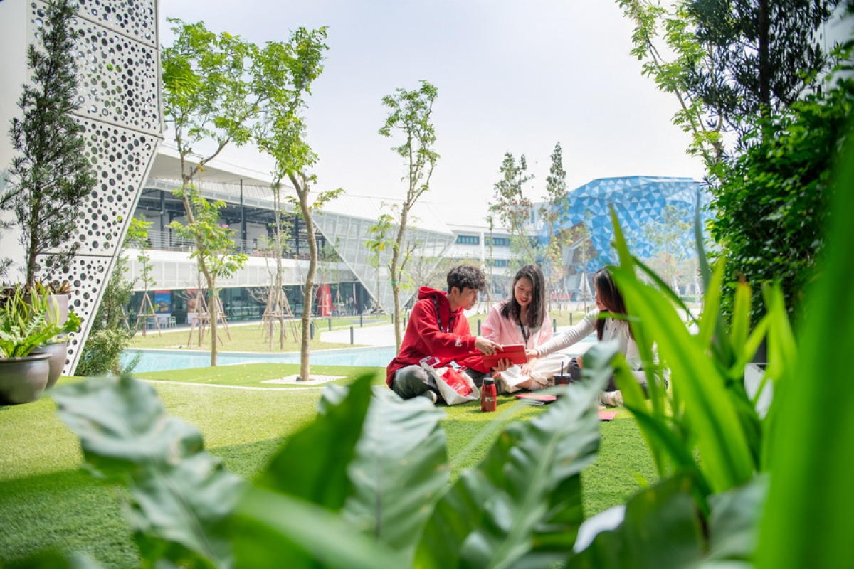 Khuôn viên xanh ở BUV (Ảnh: BUV cung cấp)