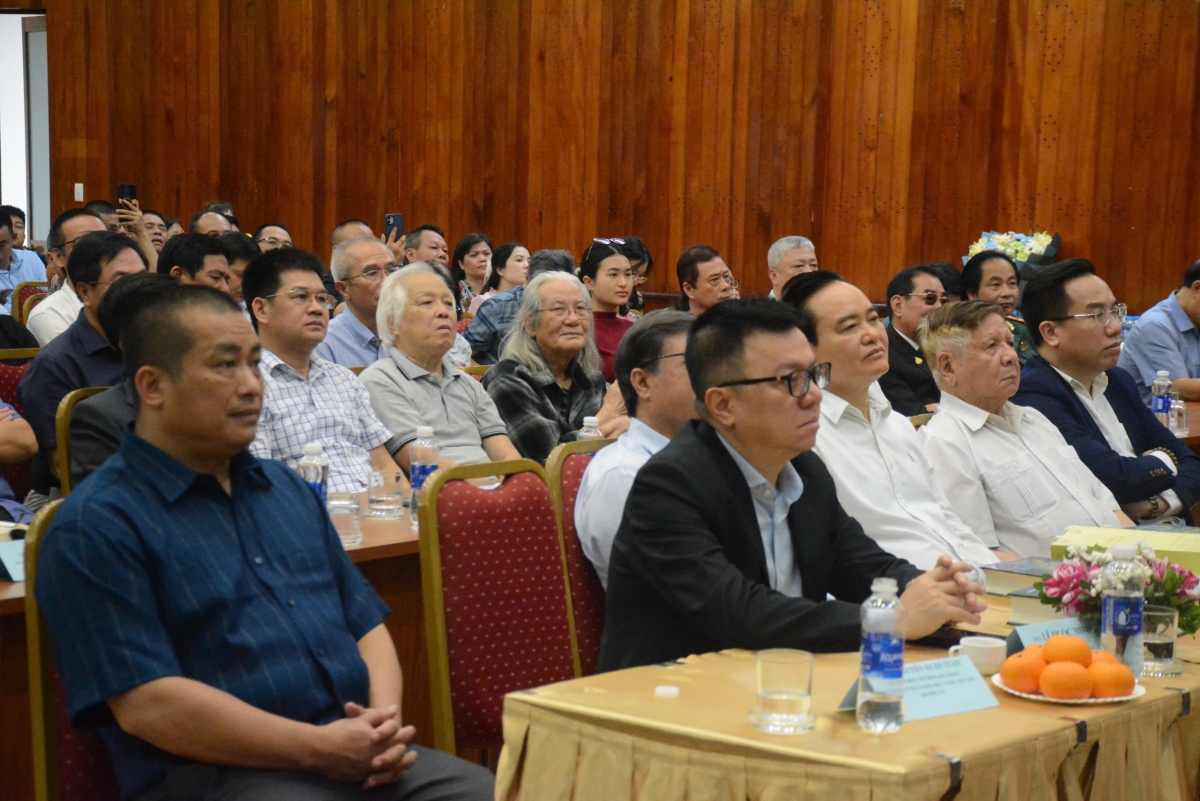 Sự kiện thu hút sự quan tâm của đông đảo các nhà nghiên cứu, lãnh đạo, học giả uy tín. (Ảnh: Nguyễn Hoa)
