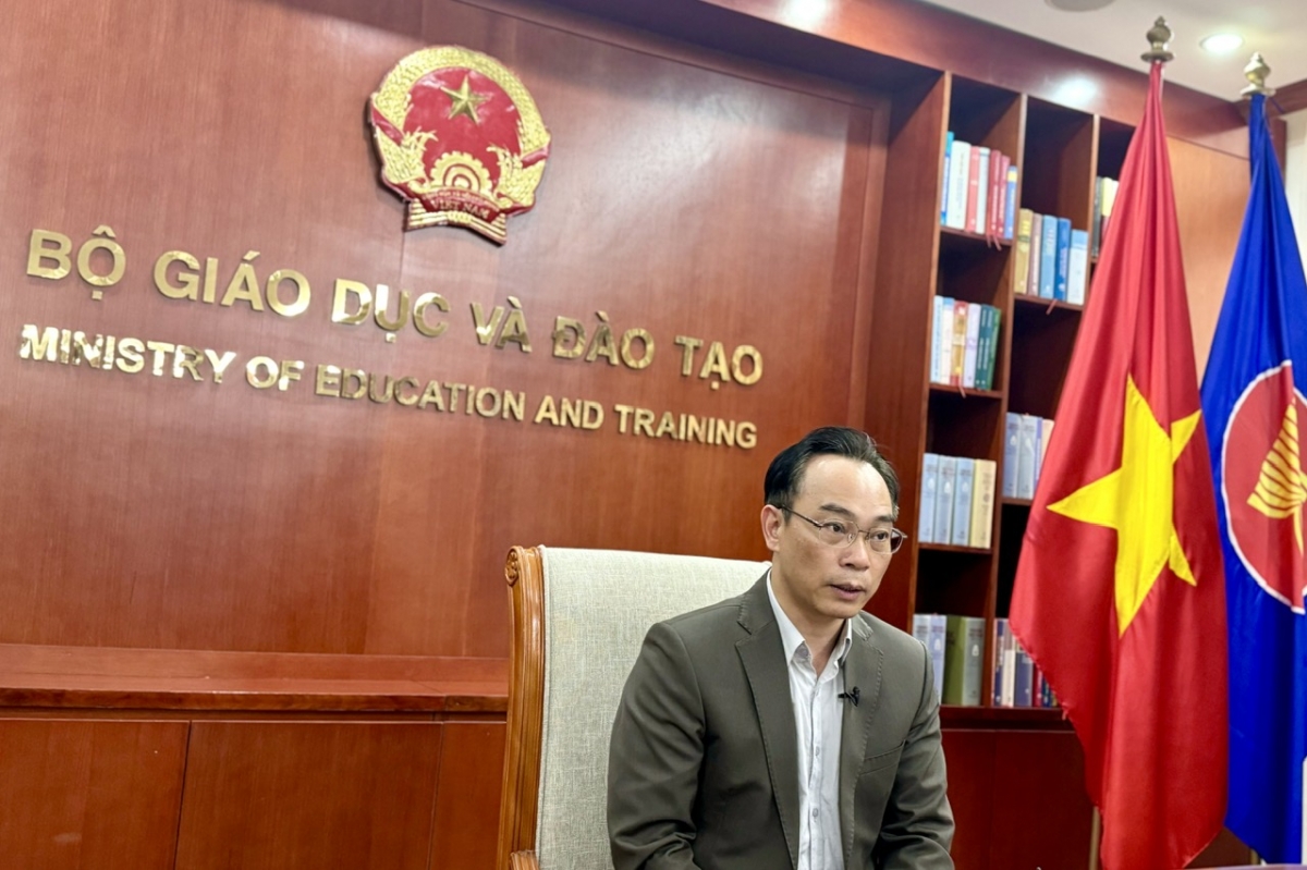 Thứ trưởng Bộ GD&amp;DT Hoàng Minh Sơn (Ảnh : Thu Lương VOV2 )