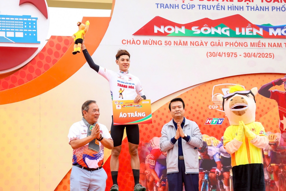 Nguyễn Anh Huy giành áo Trắng và áo Cam sau 4 chặng đua (ảnh: BTC)