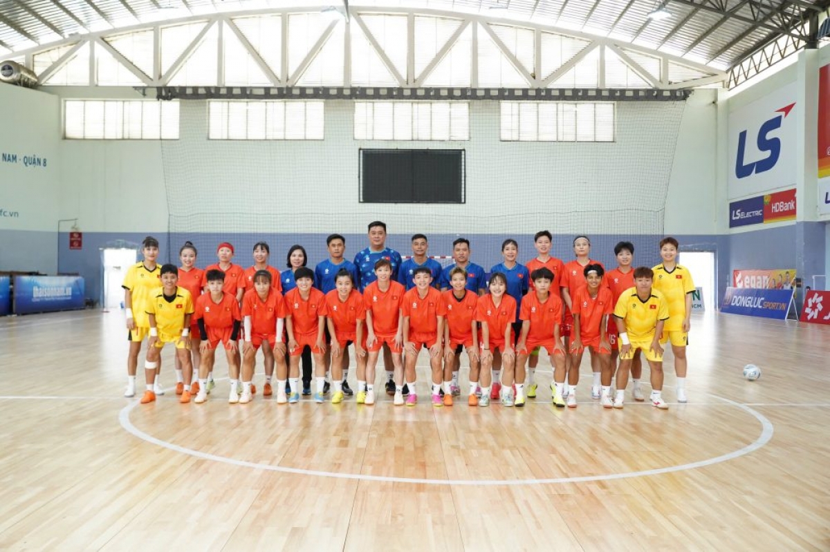 Đội tuyển futsal nữ Việt Nam hội đủ quân số 20 vận động viên (Ảnh: VFF)