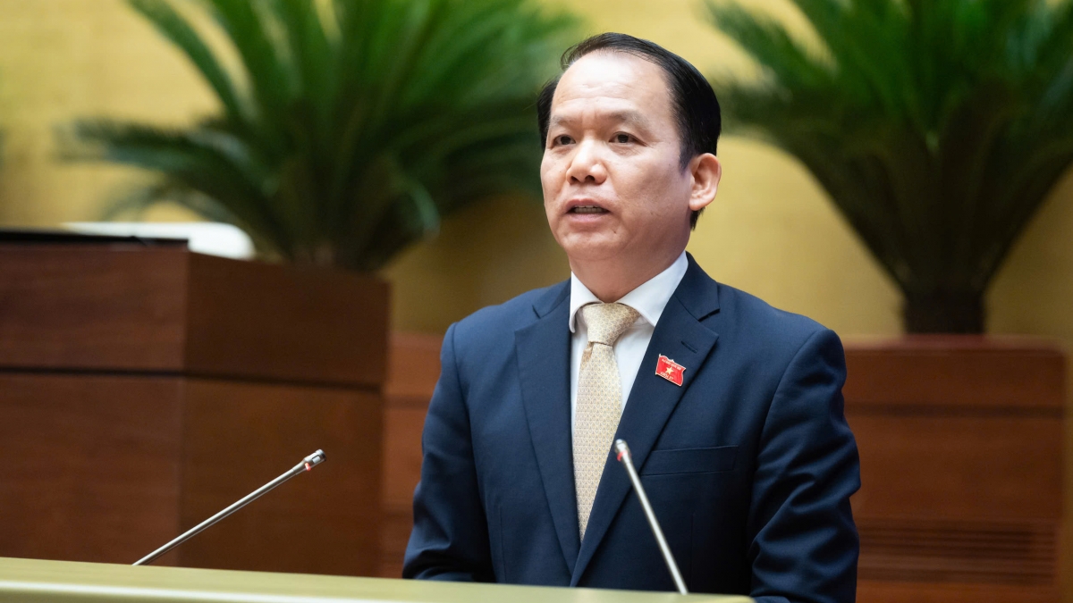Chủ nhiệm Ủy ban Pháp luật và Tư pháp Hoàng Thanh Tùng hội phát biểu giải trình, làm rõ một số vấn đề đại biểu Quốc hội nêu. Ảnh: quochoi.vn