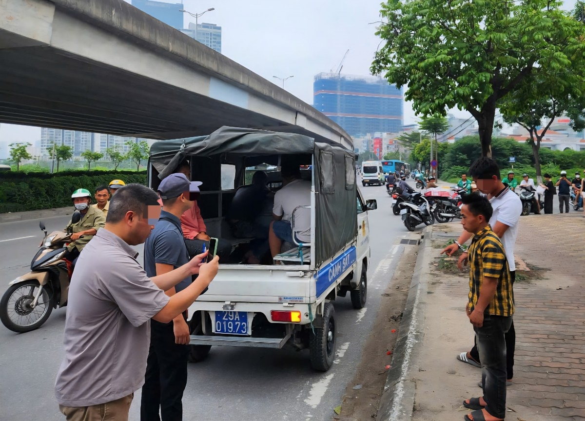 Công an dựng lại hiện trường (Ảnh: VOV.vn)