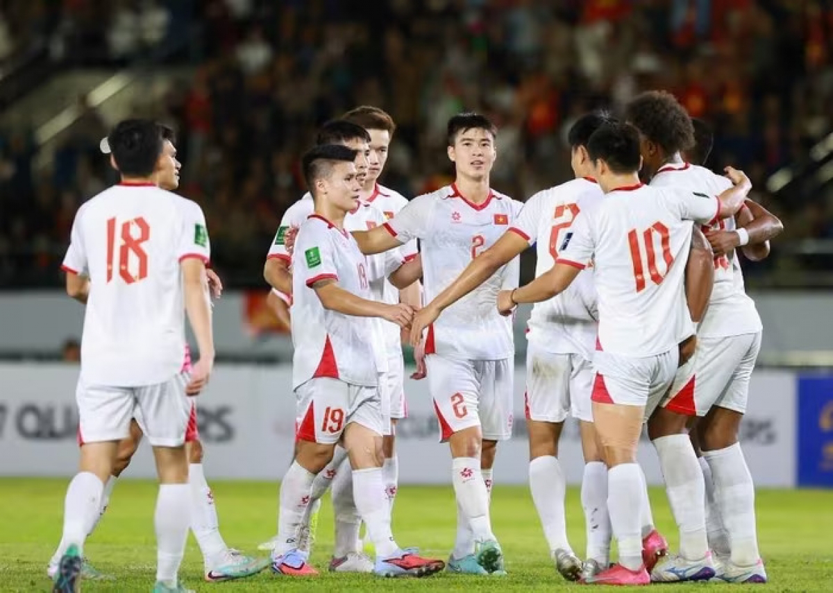 Tuyển Việt Nam có chiến thắng nhọc nhằn 2-0 trước tuyển Lào. Ảnh Hải Hoàng.