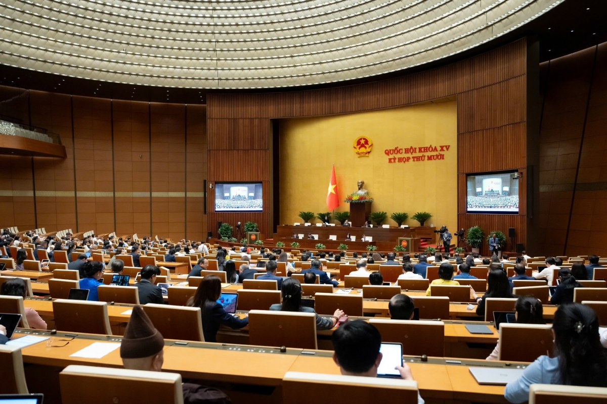 Quốc hội thảo luận tại hội trường về Dự án Luật Phòng bệnh  (Ảnh: Quốc hội)