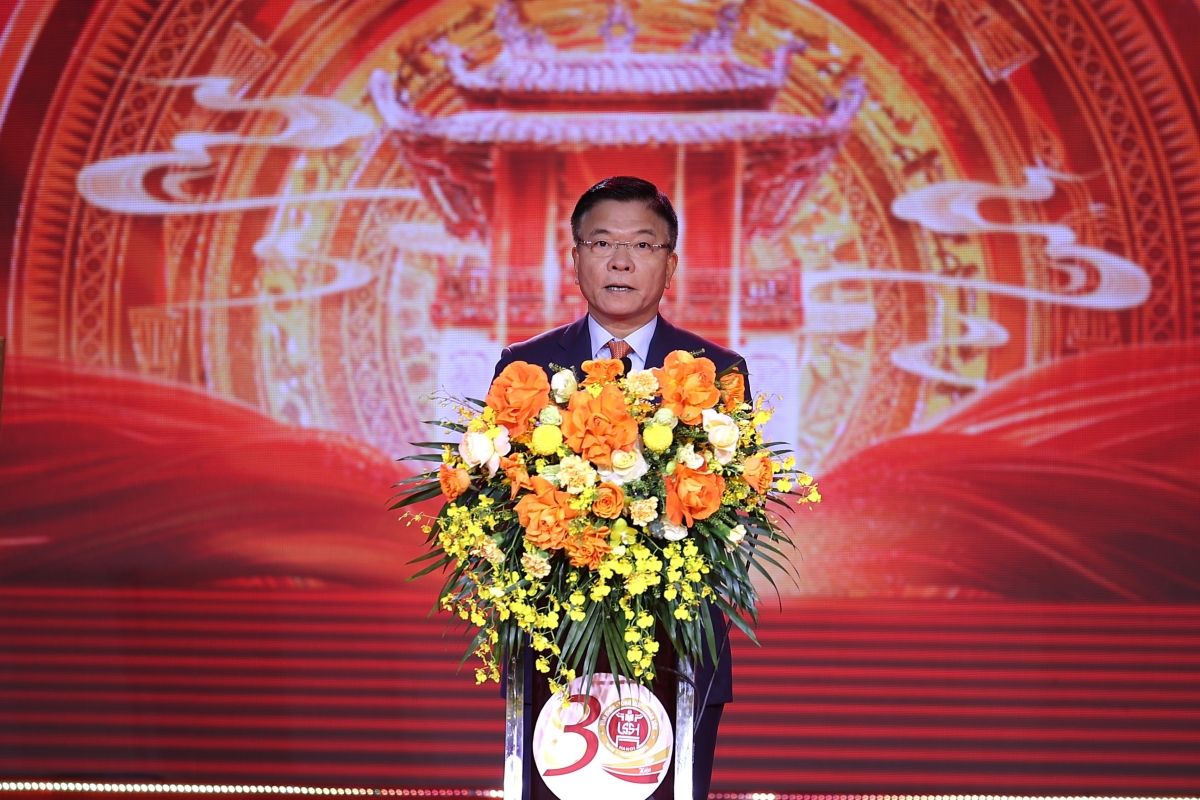 Phó Thủ tướng Lê Thành Long phát biểu tại buổi lễ. (Ảnh: Thanh Hùng).