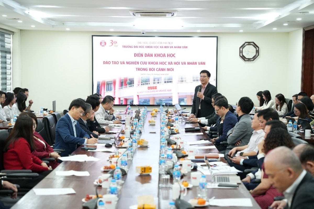PGS.TS Lưu Văn Quyết (Phó Hiệu trưởng Trường ĐH KHXH&amp;NV - ĐHQG TP.HCM)- (Ảnh :BTC)