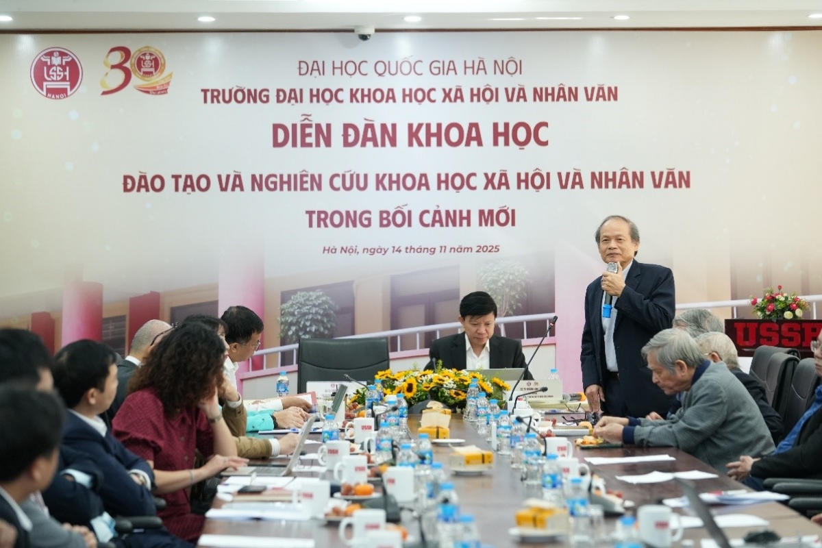 GS.TS Nguyễn Văn Khánh, nguyên Hiệu trưởng trường ĐHKHXH&amp;NV - ĐHQGHN ( Ảnh : BTC )