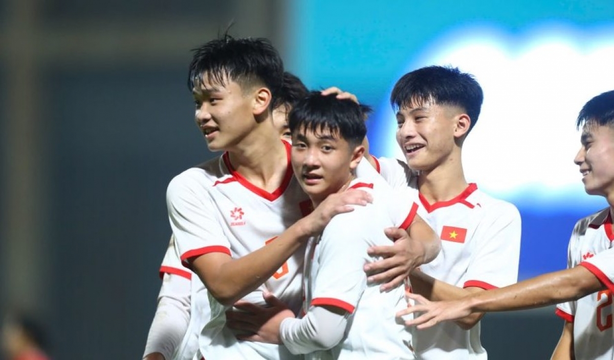 Phần thưởng xứng đáng cho U17 Việt Nam (Ảnh: VFF)