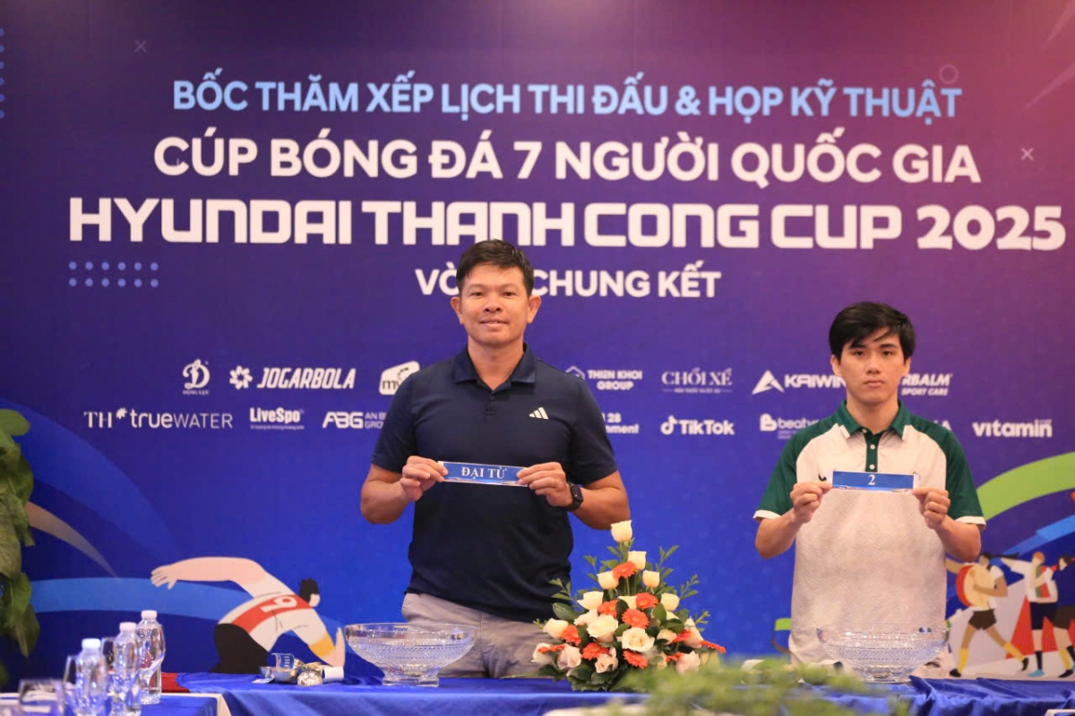 Bốc thăm chia bảng VCK toàn quốc Cúp bóng đá 7 người Quốc gia 2025 (ảnh: Vietfootball)