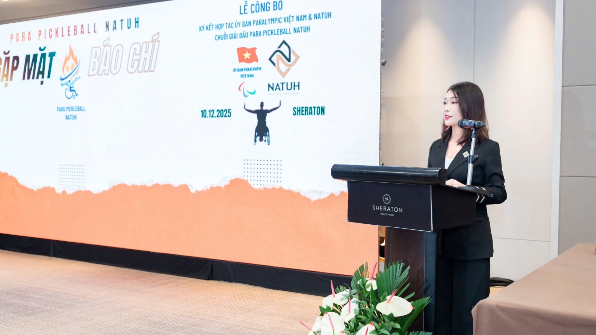 Bà Nguyễn Thị Thu Thuỷ, Tổng giám đốc Công ty CP Đầu Tư NATUH trả lời báo chí