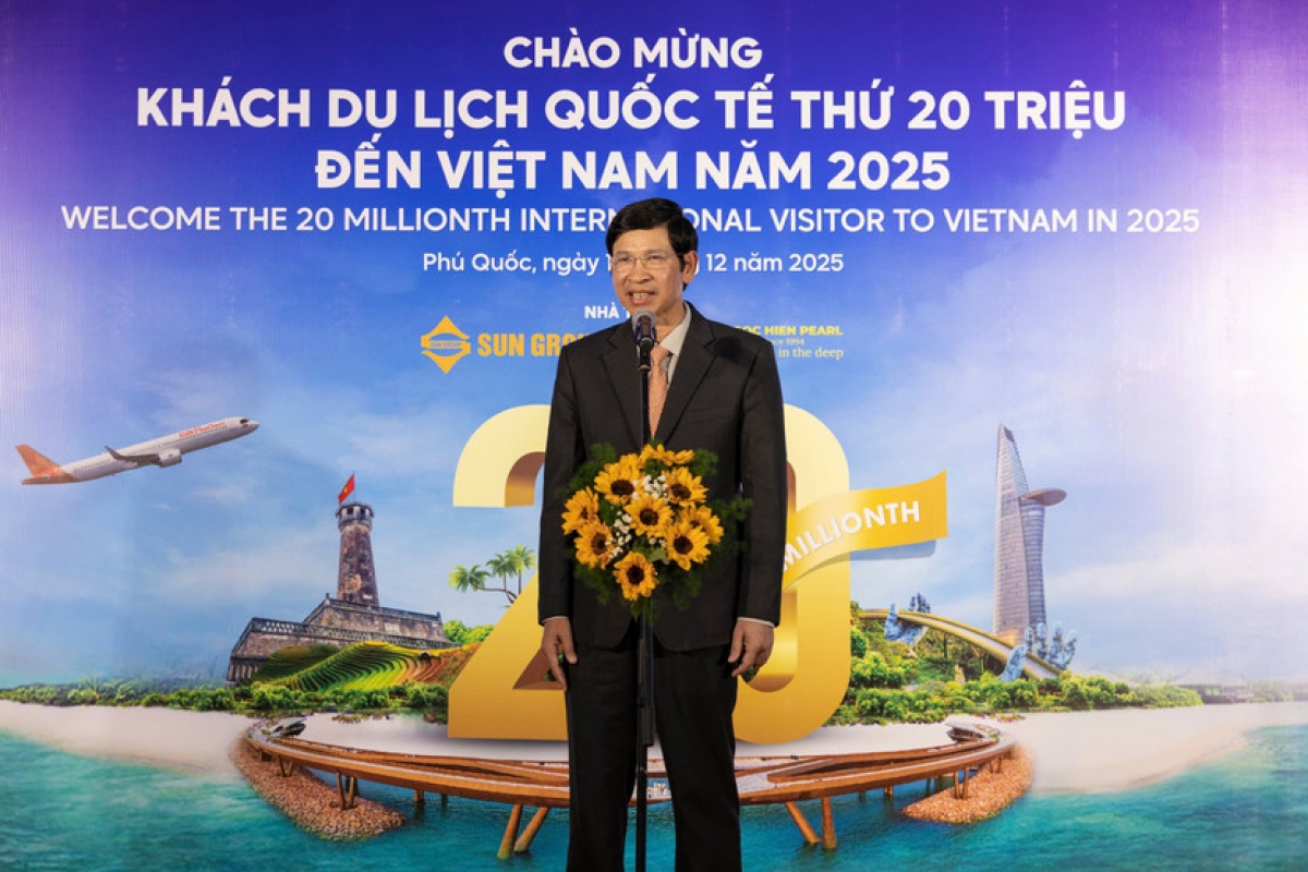 Thứ trưởng Bộ Văn hóa, Thể thao và Du lịch Hồ An Phong phát biểu tại buổi lễ. Ảnh: Công Đạt