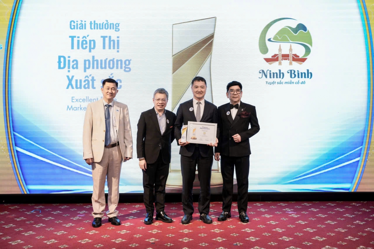 Sở Du lịch Ninh Bình được vinh danh ở hạng mục “Điểm đến có chiến lược marketing xuất sắc nhất” năm 2025. Ảnh: BTC