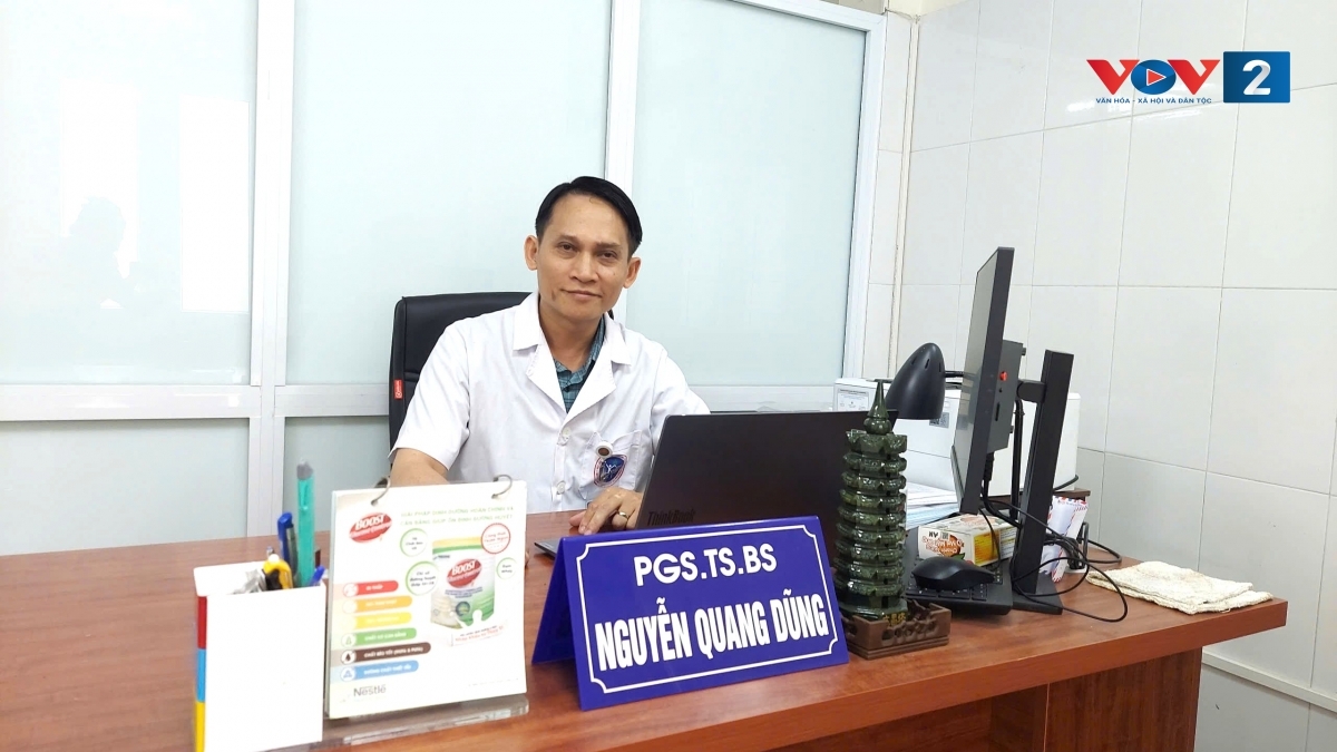 PGS.TS.BS Nguyễn Quang Dũng - Trưởng Bộ môn Dinh dưỡng và An toàn thực phẩm, Trường Đại học Y Hà Nội