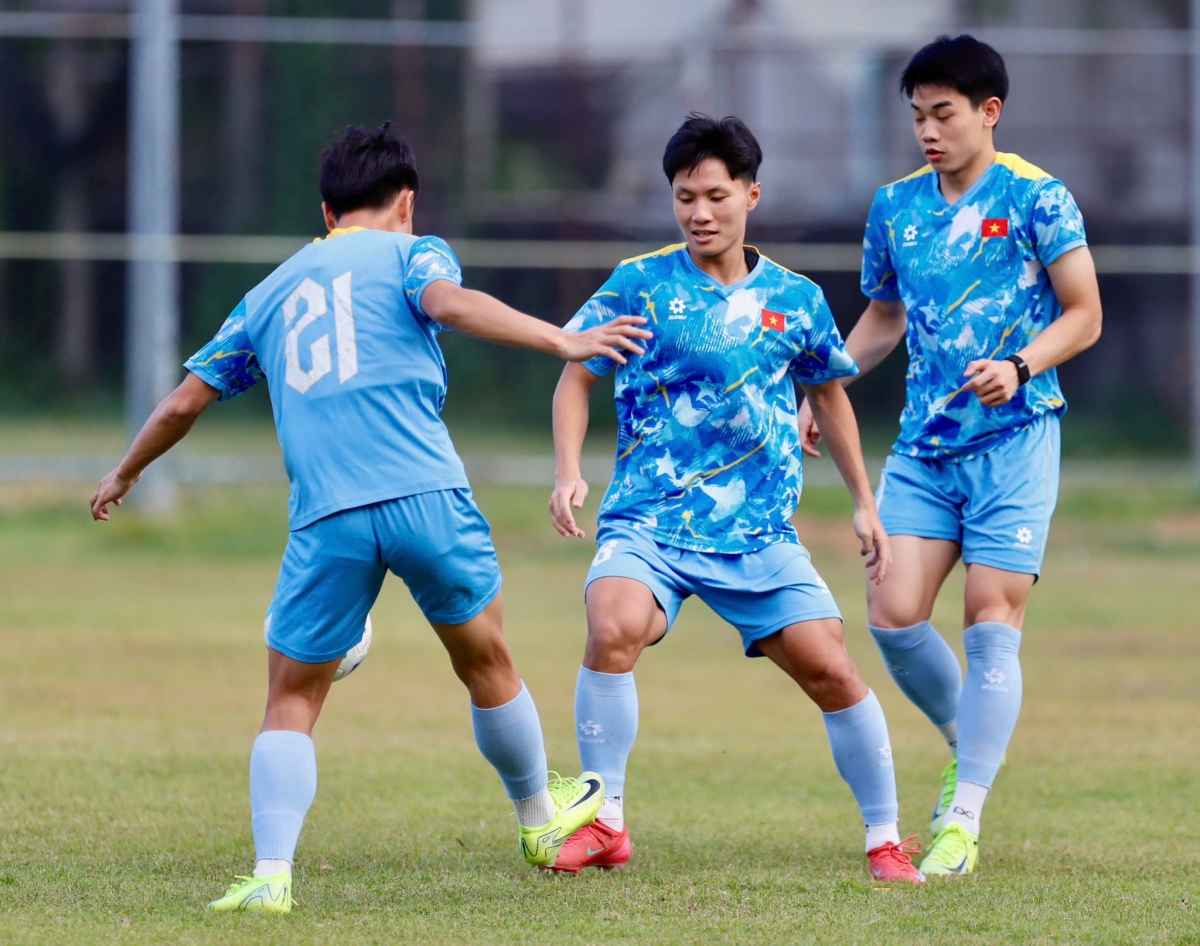 U22 Việt Nam có tinh thần tốt để hướng tới ngôi đầu bảng B (Ảnh: VFF)