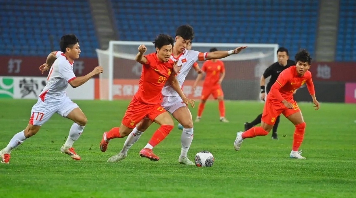U22 Việt Nam bất bại sau 2 trận giao hữu với U22 Trung Quốc vào năm 2025 (Ảnh: CFA)