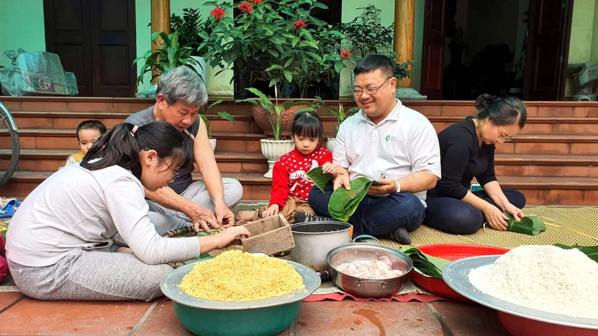 "Với người cao tuổi, sự quan tâm không chỉ kéo dài vài ngày Tết"-TS Vũ Việt Anh (Ảnh: NVCC)