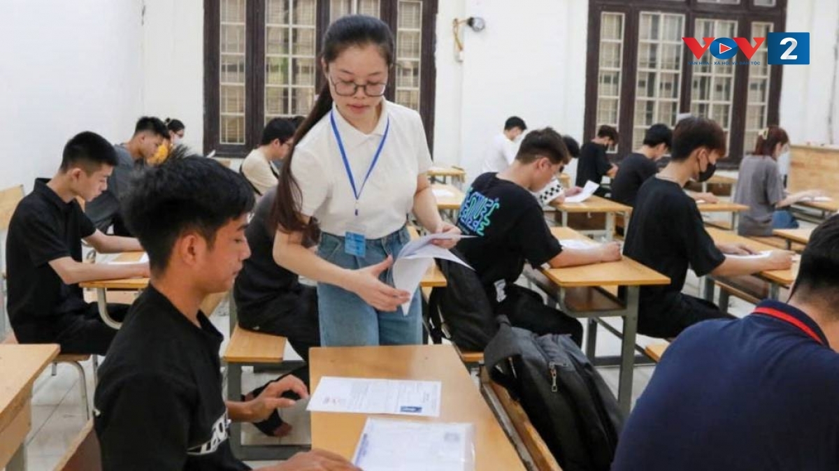 Dự thảo quy chế tuyển sinh của Bộ GD-ĐT quy định thí sinh phải đạt 16 điểm của 3 môn thi tốt nghiệp THPT mới được xét tuyển học bạ.