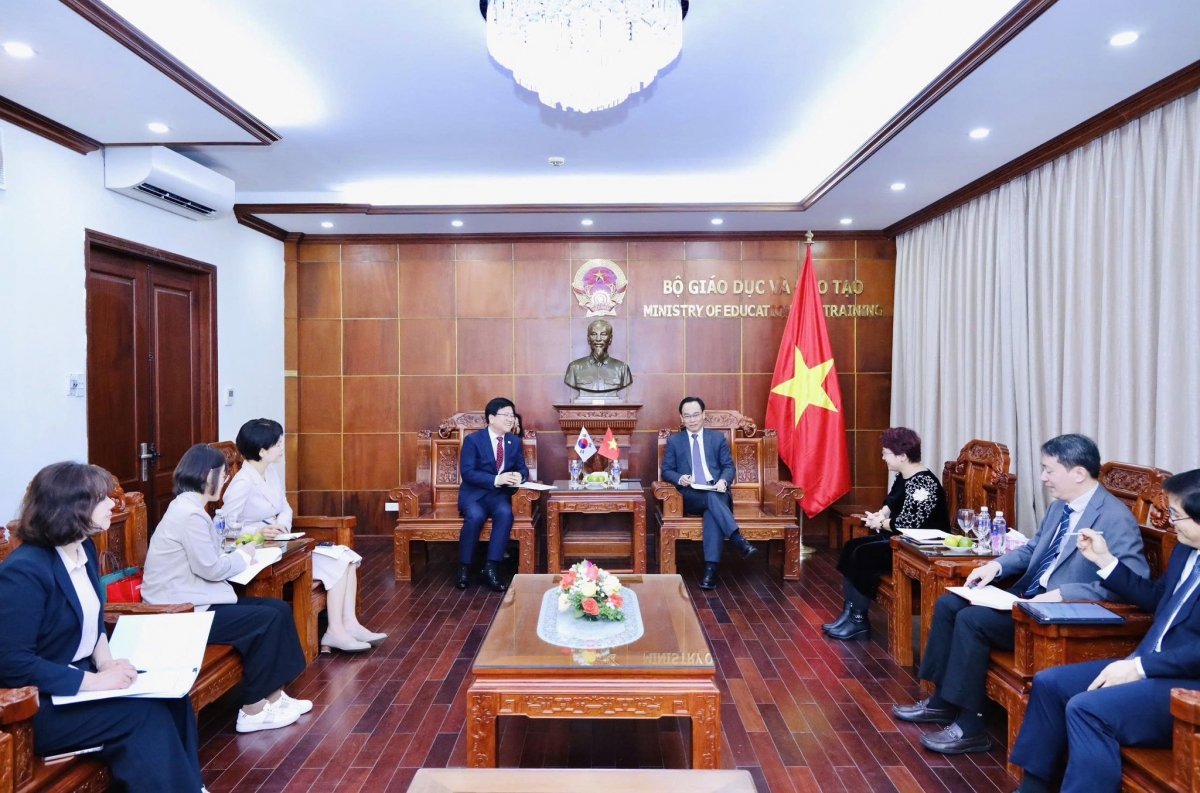 Toàn cảnh buổi  làm việc (Ảnh: MOET)