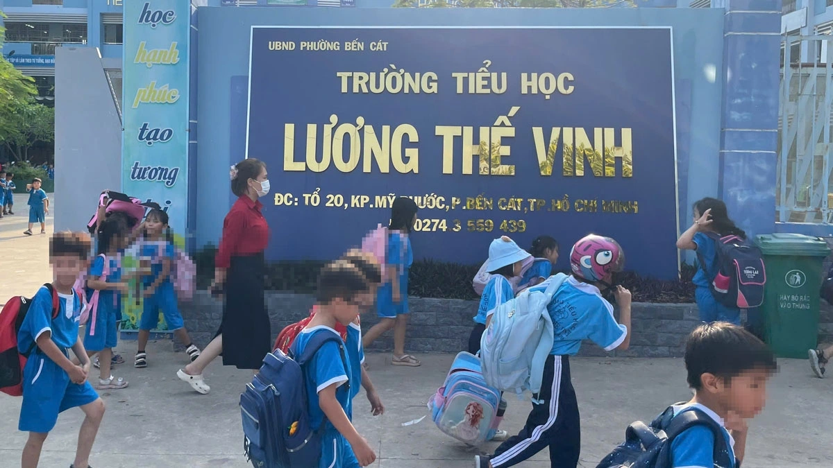 Trường Tiểu học Lương Thế Vinh (phường Bến Cát, thành phố Hồ Chí Minh) - nơi xảy ra vụ việc giáo viên yêu cầu học sinh đâm kim tiêm vào tay. Ảnh KT