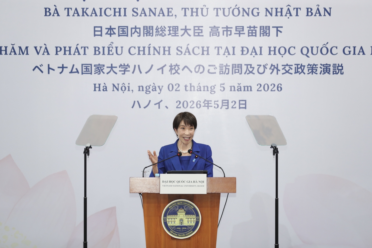Thủ tướng Nhật Bản Takaichi Sanae phát biểu chính sách đối ngoại tại Đại học Quốc gia (ĐHQG) Hà Nội, chiều 2/5. (Ảnh: VNU)